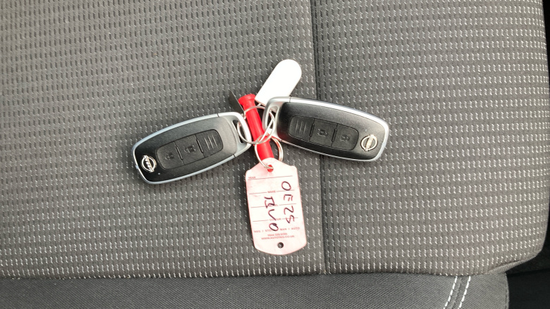 Nissan Qashqai 1.3 DiG-T MH 158 Acenta Premium 5dr Xtronic Petrol Hatchback